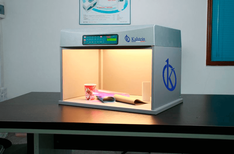 Caja de Luz Color YR05520 para Control de Calidad