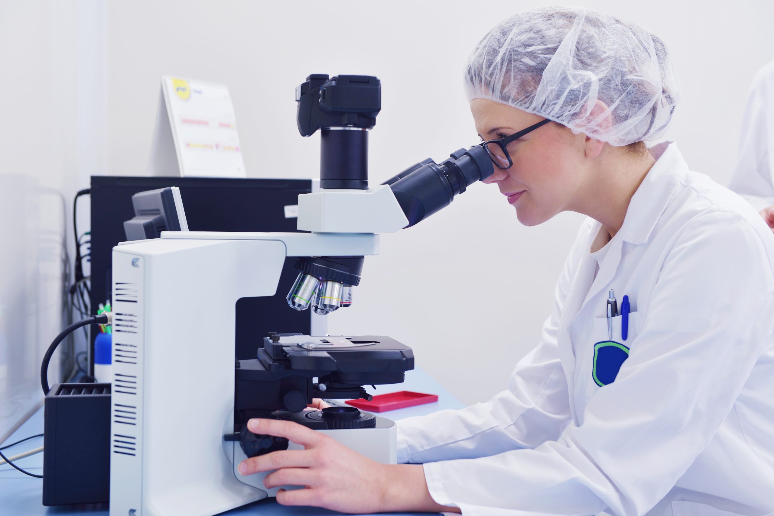 Cuidados especiales para el microscopio